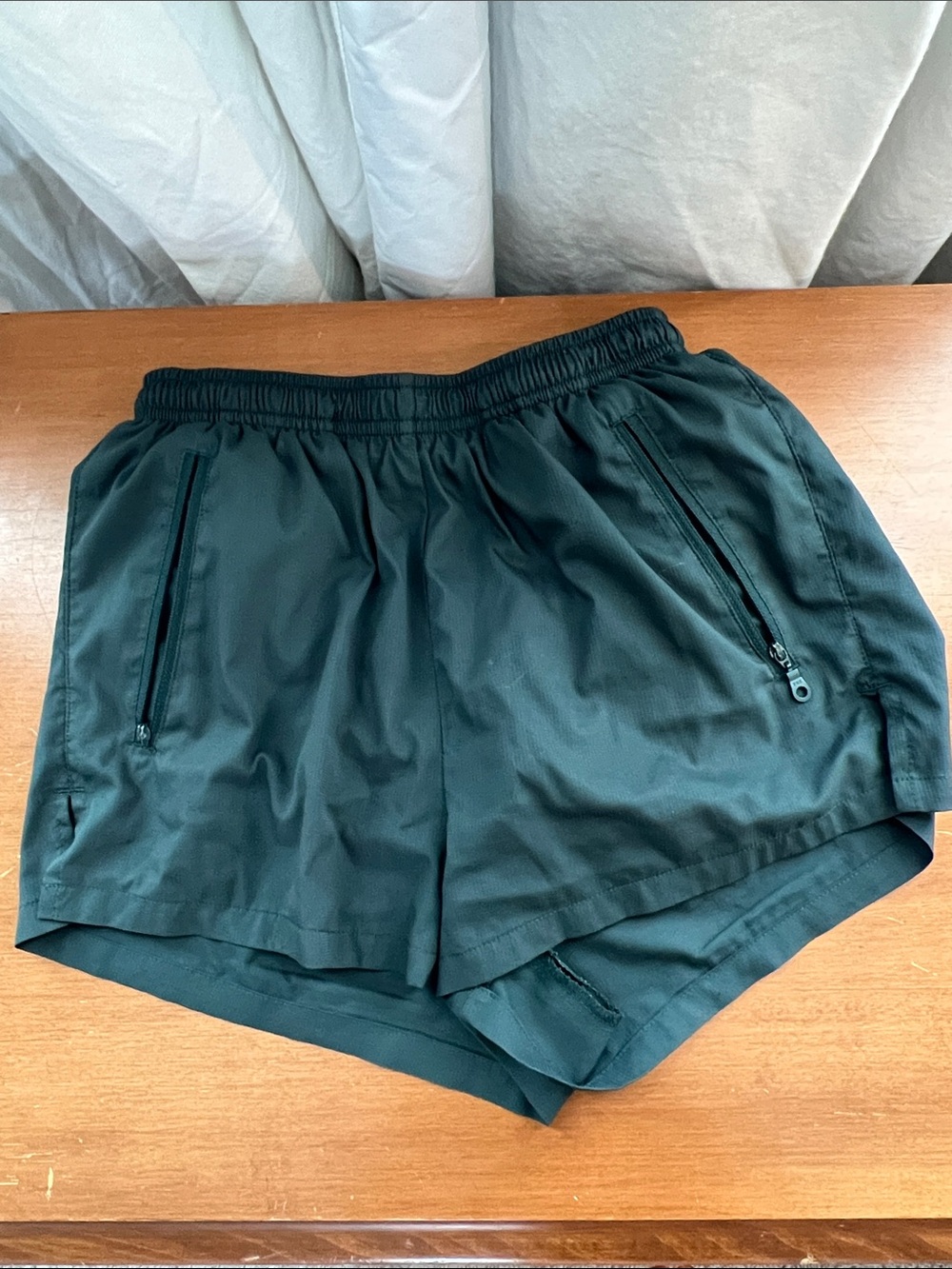 Women's Hunter Green Athletic Running Shorts with Zipper Pockets